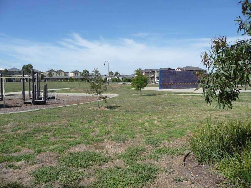 14 Picton Lane, Point Cook VIC 3030