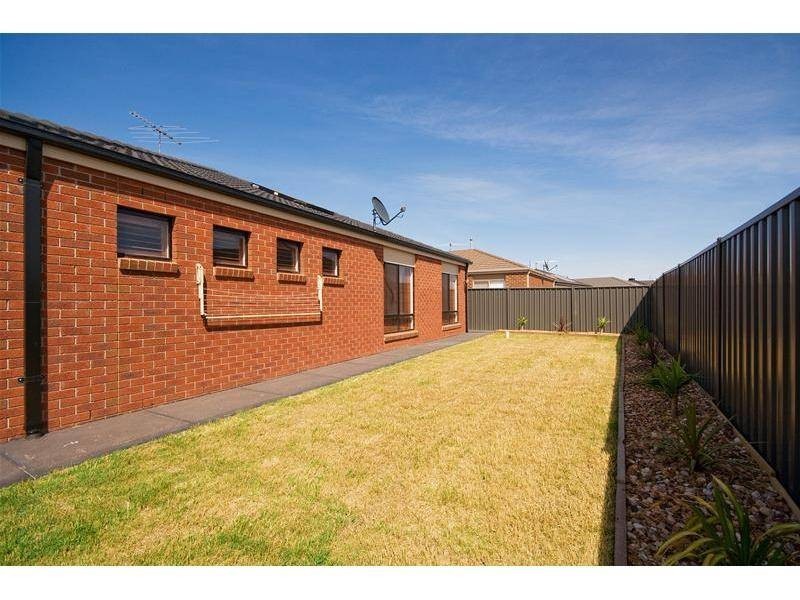 98 Eureka Drive, Wyndham Vale VIC 3024