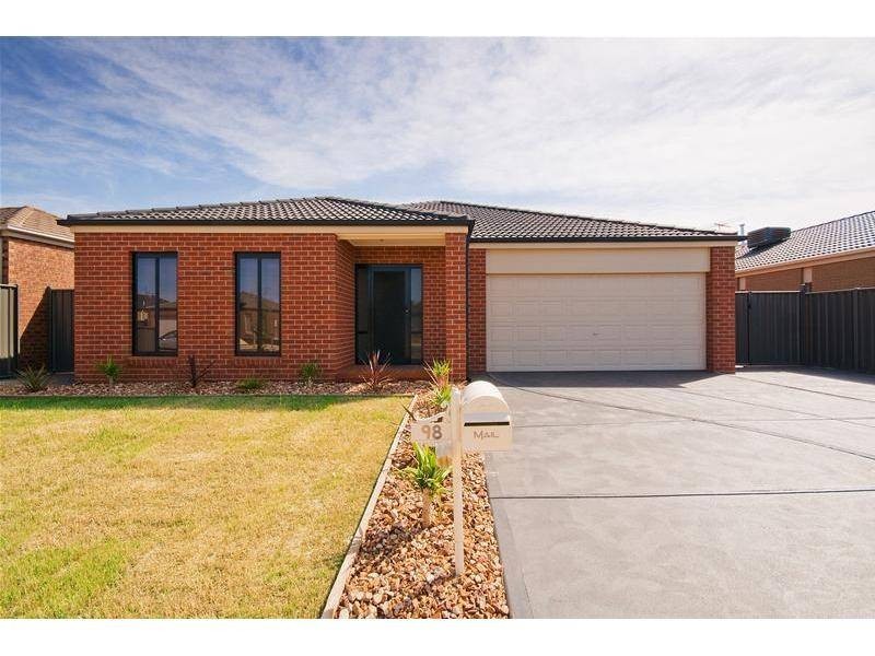 98 Eureka Drive, Wyndham Vale VIC 3024