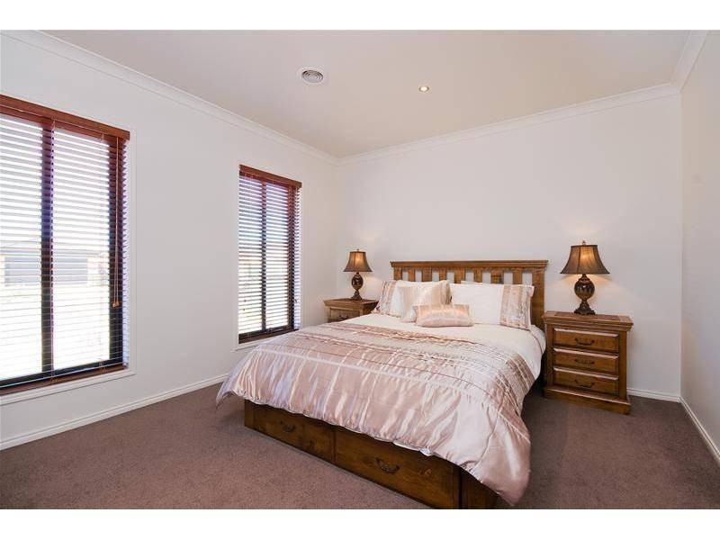 98 Eureka Drive, Wyndham Vale VIC 3024