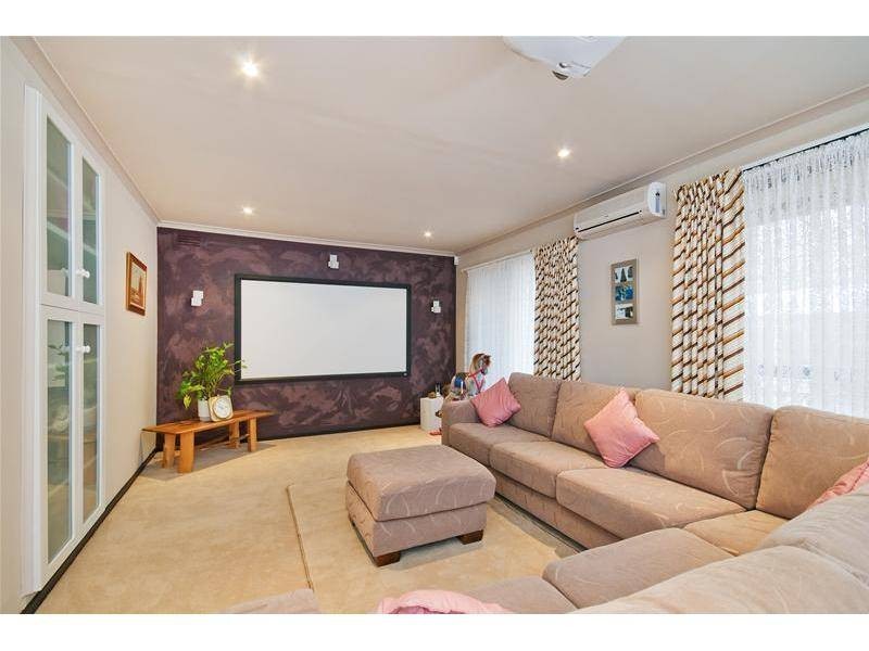 24 Wilton Close, Wyndham Vale VIC 3024