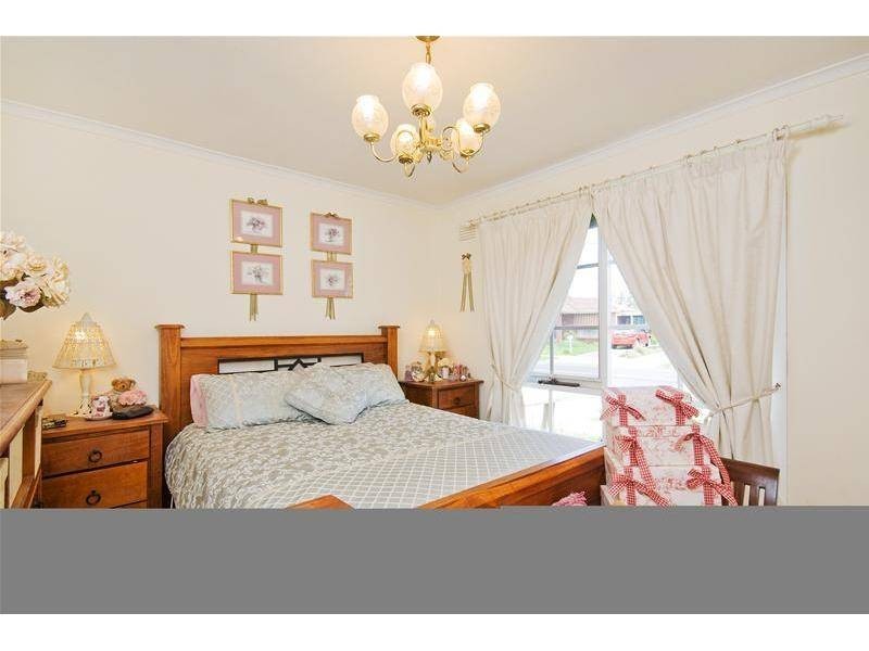 2 Lentara Crescent, Wyndham Vale VIC 3024