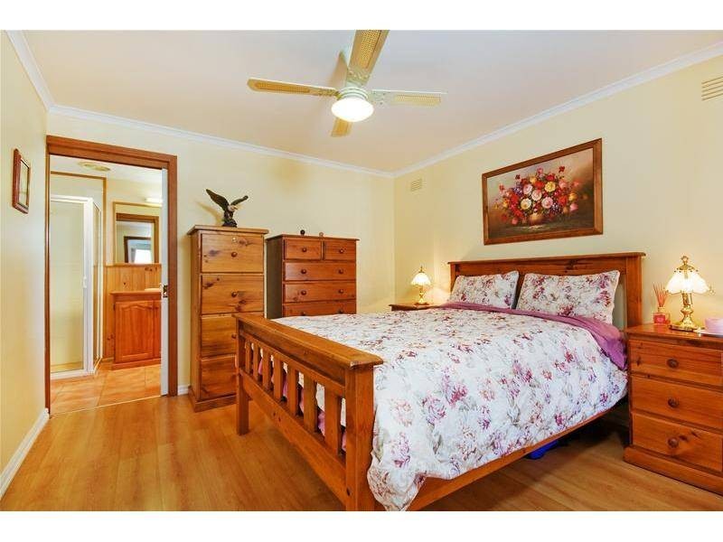 14 Oxford Way, Wyndham Vale VIC 3024