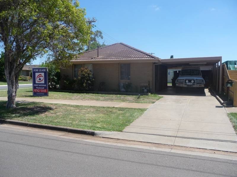 48 Ribblesdale Avenue, Wyndham Vale VIC 3024