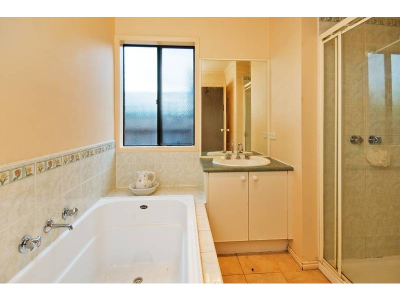 13 Townville Crt, Hoppers Crossing VIC 3029