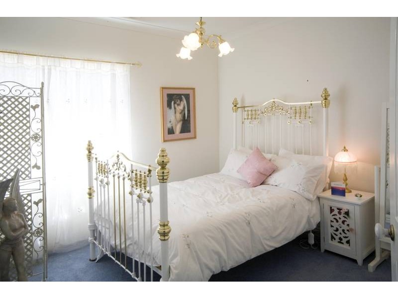 22 Oaktree Ave, Wyndham Vale VIC 3024