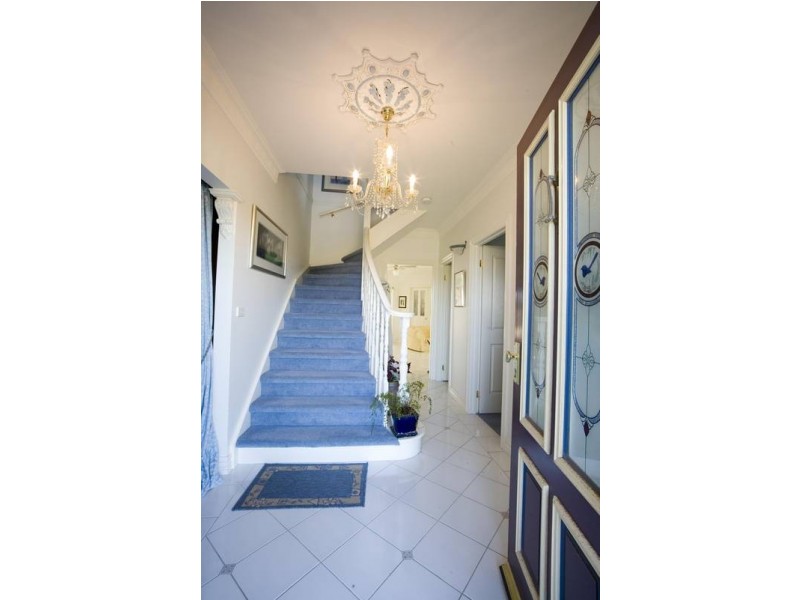 22 Oaktree Ave, Wyndham Vale VIC 3024