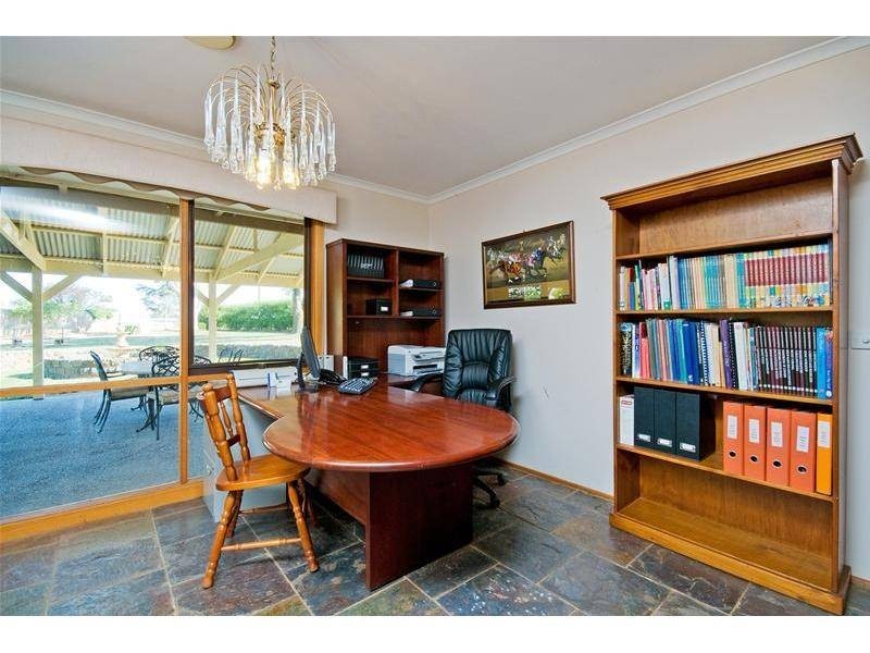 10 K Avenue, Werribee South VIC 3030