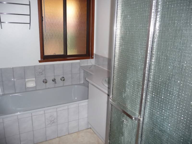 210 Morris Rd, Hoppers Crossing VIC 3029