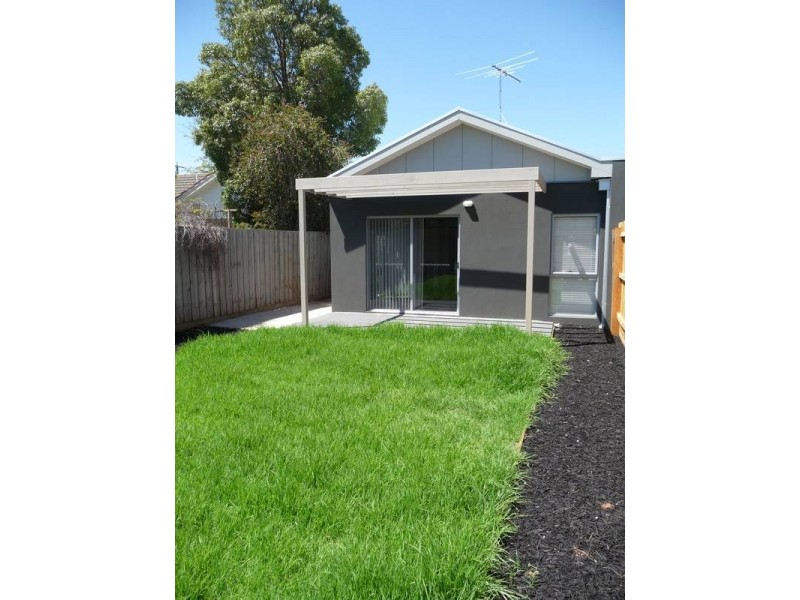 2/34 Tarneit Road, Werribee VIC 3030
