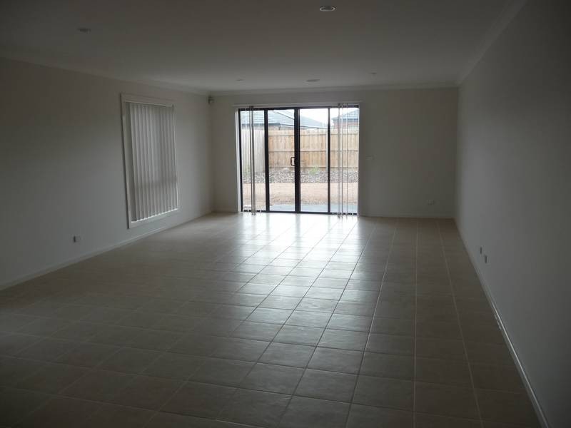 407 McGrath Rd, Wyndham Vale VIC 3024