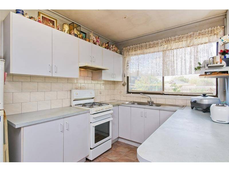 14 Centenary Crescent, Werribee VIC 3030