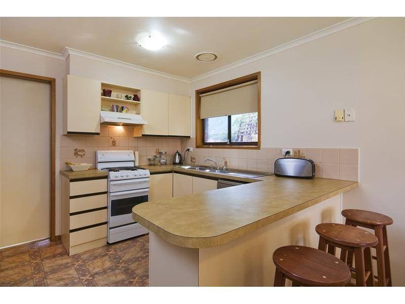 17 Courtney Avenue, Hoppers Crossing VIC 3029