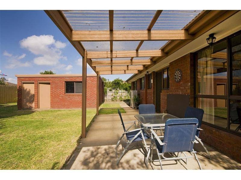 17 Courtney Avenue, Hoppers Crossing VIC 3029