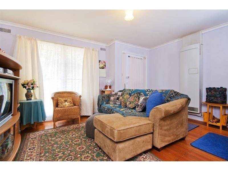1/2 Railway Avenue, Werribee VIC 3030