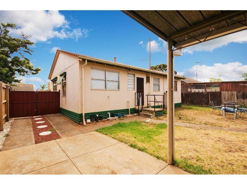 5 Gossamer Street, Werribee VIC 3030