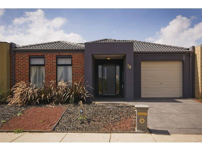 38 Edgevale Drive, Tarneit VIC 3029