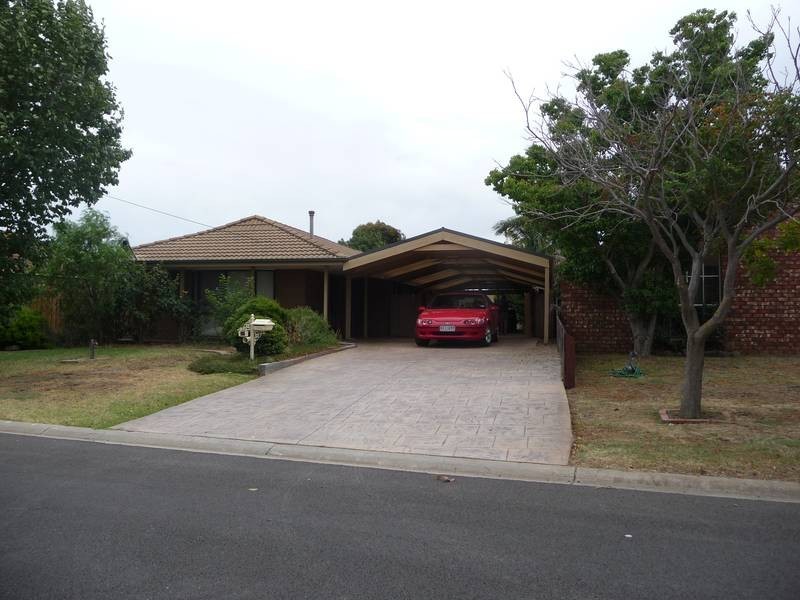 37 Iluka Drive, Wyndham Vale VIC 3024