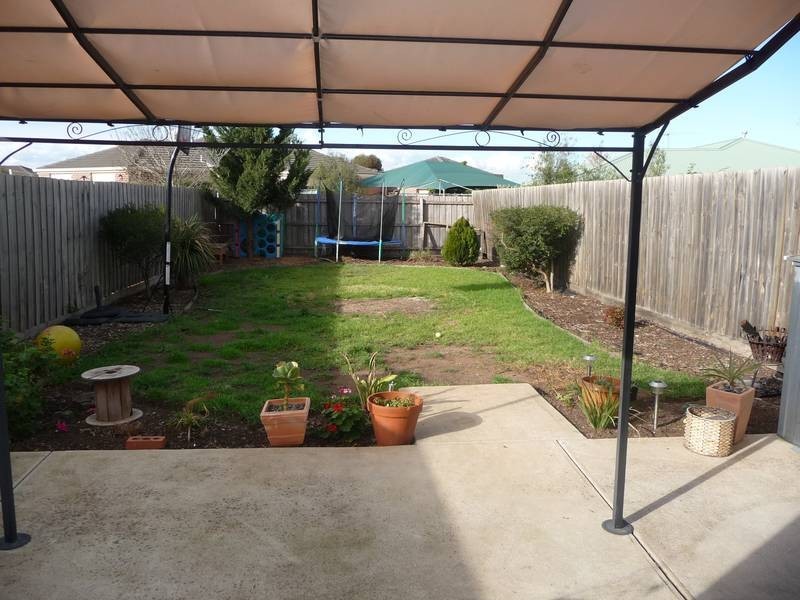 1/342 Morris Rd, Hoppers Crossing VIC 3029