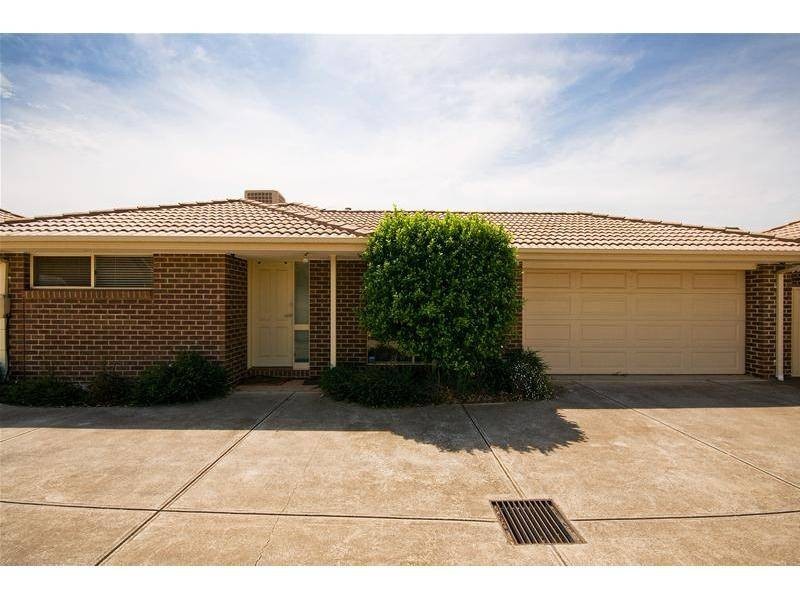 2/36 Mortimer Street, Werribee VIC 3030