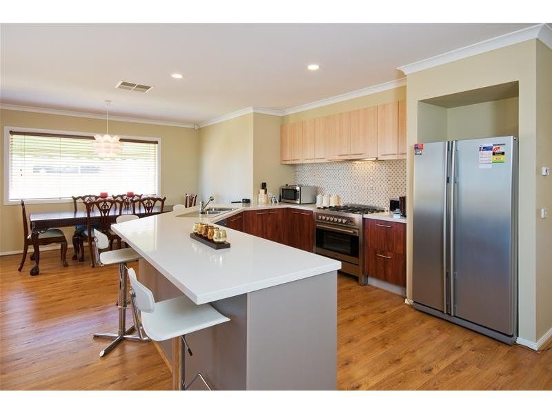 4 Columbia Street, Tarneit VIC 3029