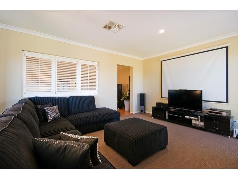 4 Columbia Street, Tarneit VIC 3029
