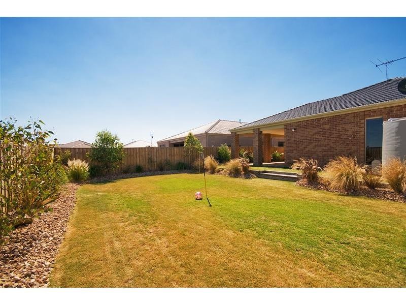 4 Columbia Street, Tarneit VIC 3029