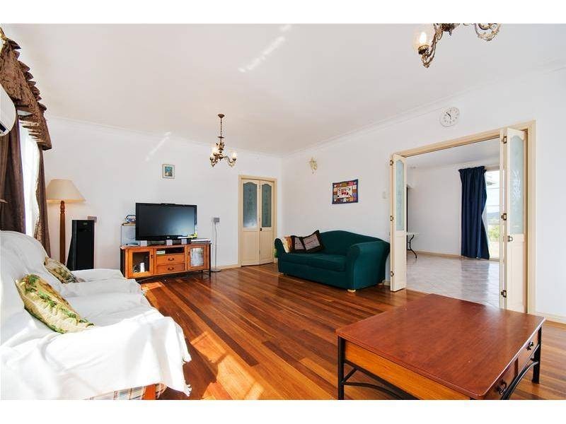 12 Mouyong Road, Little River VIC 3211