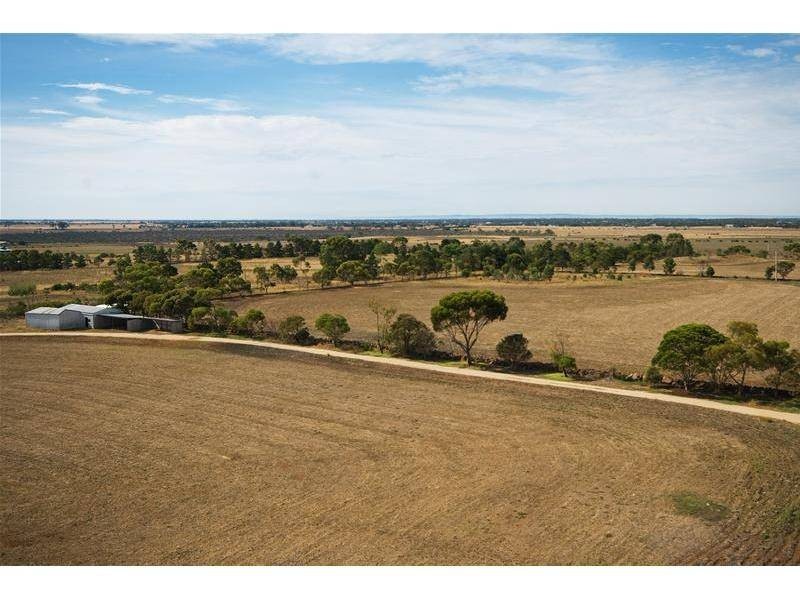 12 Mouyong Road, Little River VIC 3211