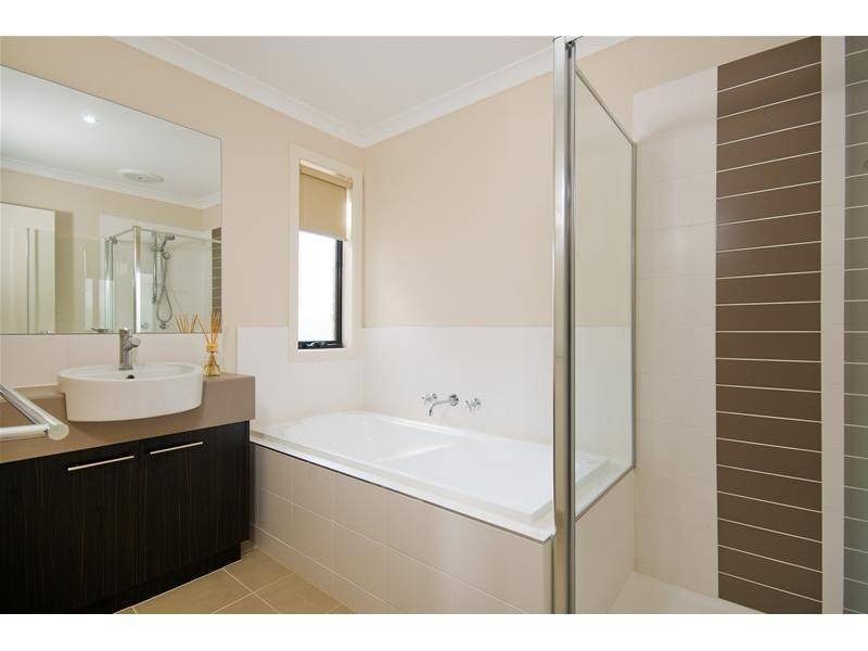 13 Aldridge Road, Wyndham Vale VIC 3024
