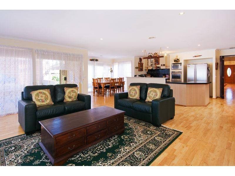 54 Birchwood Boulevard, Hoppers Crossing VIC 3029
