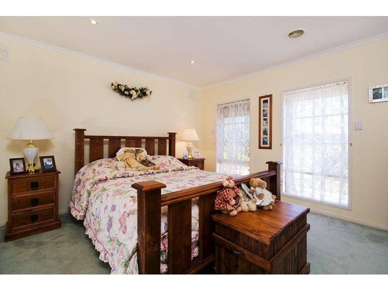 54 Birchwood Boulevard, Hoppers Crossing VIC 3029