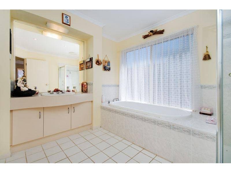 54 Birchwood Boulevard, Hoppers Crossing VIC 3029
