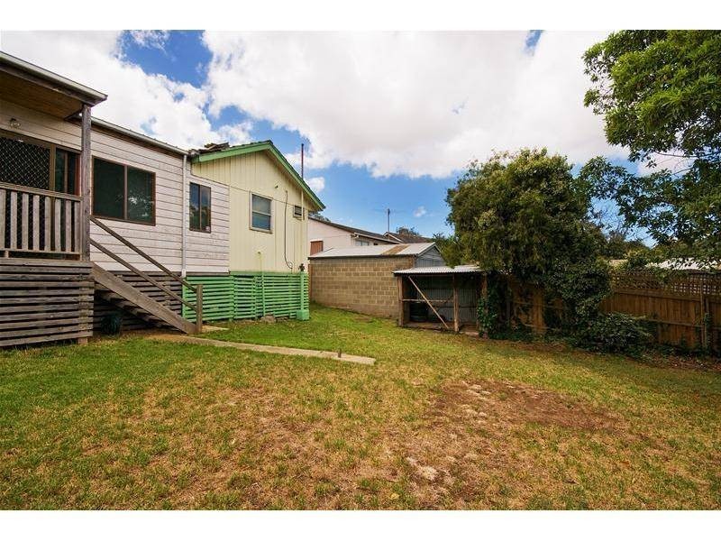 25 Golden Avenue, Werribee VIC 3030