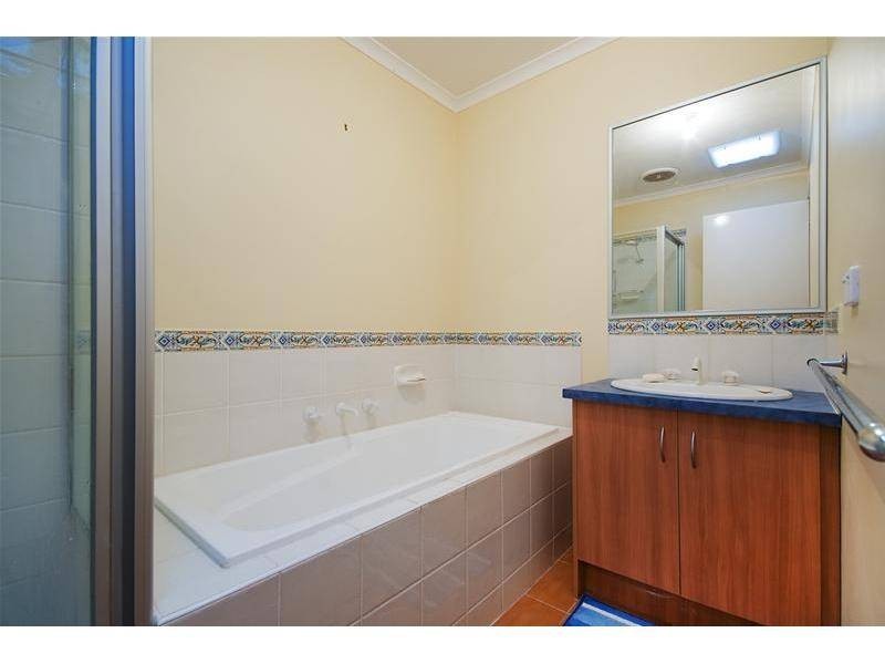 14 Cantal Court, Hoppers Crossing VIC 3029