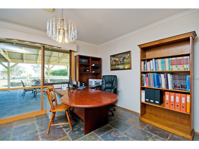10 K Ave, Werribee South VIC 3030