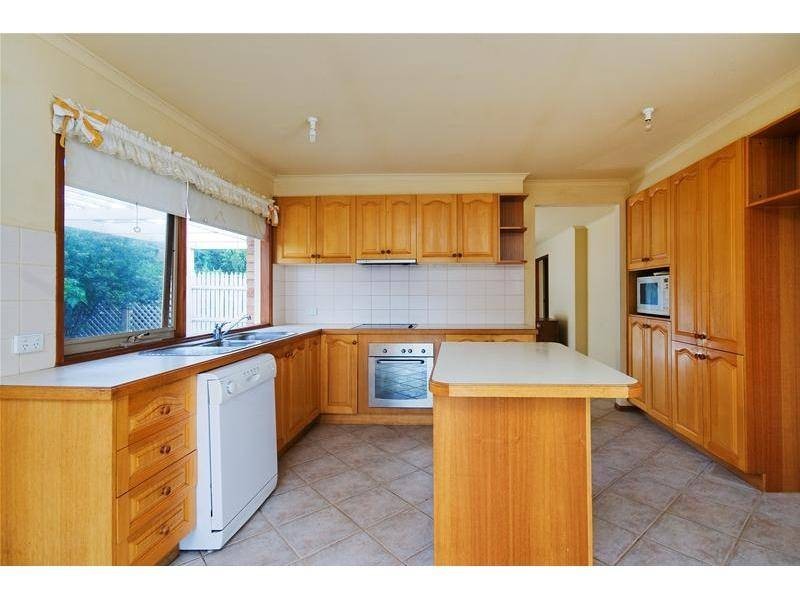 13 Jillard Walk, Hoppers Crossing VIC 3029