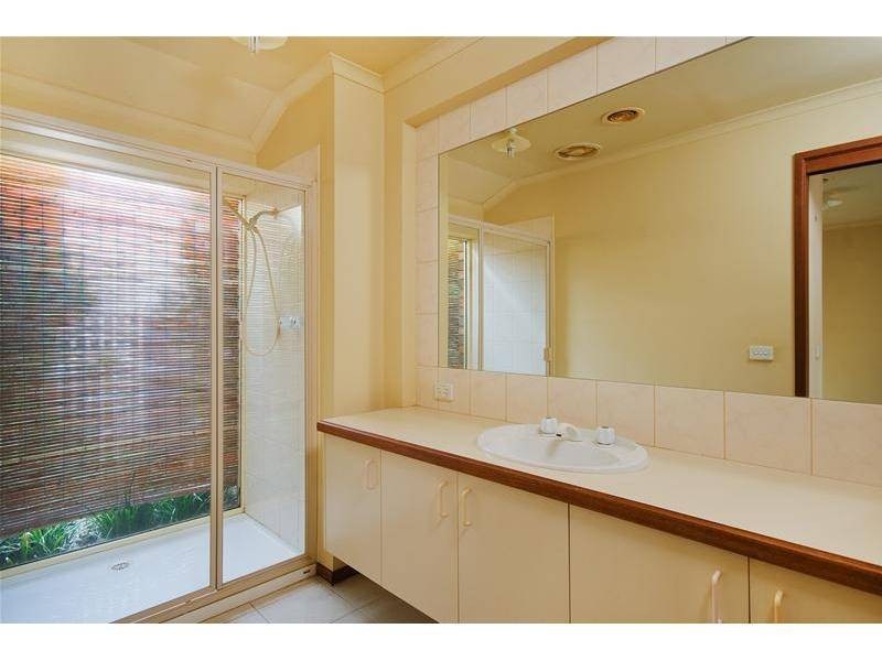 13 Jillard Walk, Hoppers Crossing VIC 3029