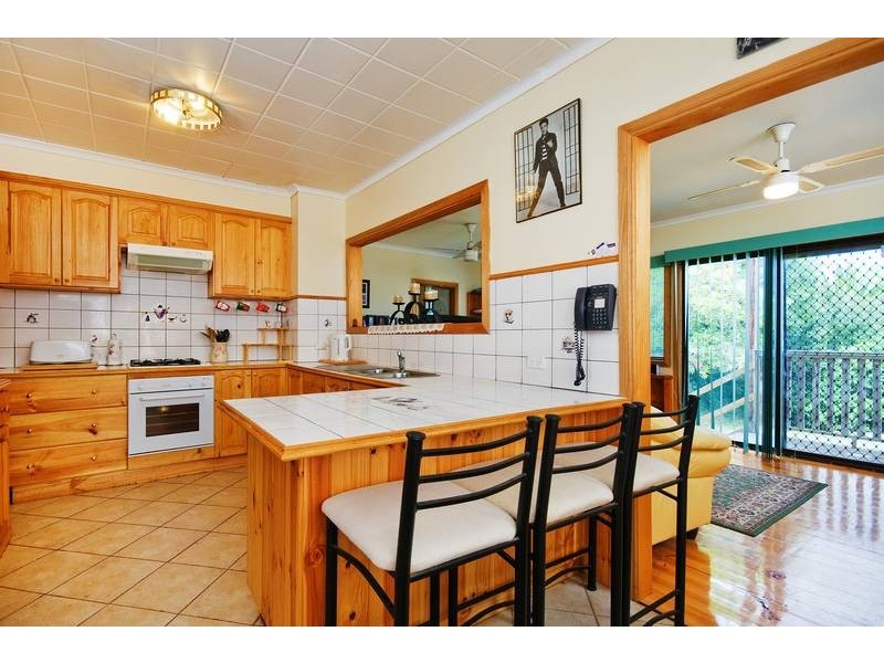 25 Golden Ave, Werribee VIC 3030