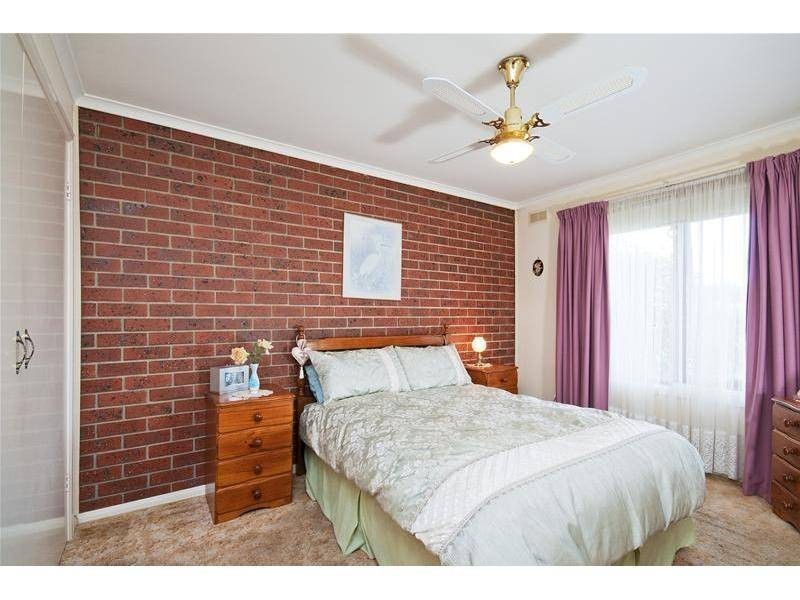 7/31 Deutgam Street, Werribee VIC 3030