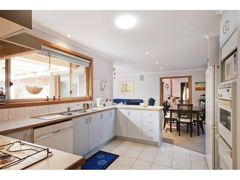 24 Trevally Close, Werribee South VIC 3030