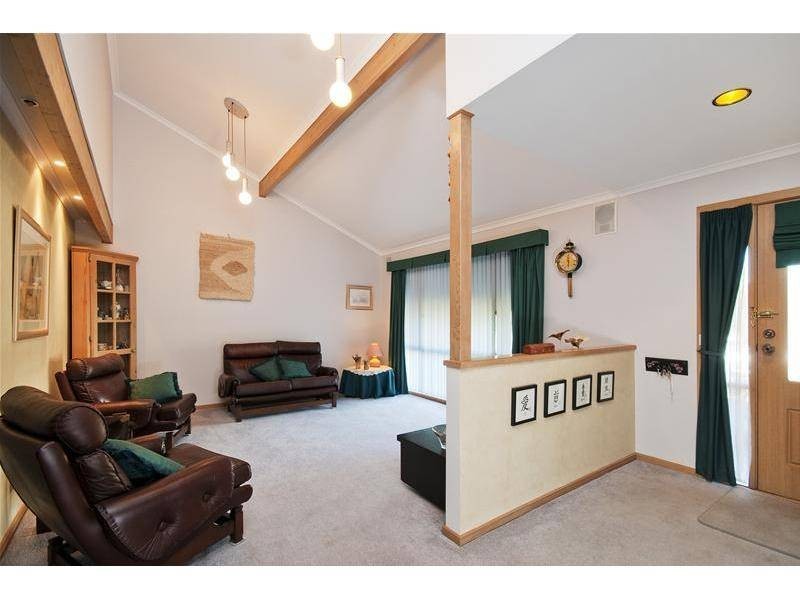 24 Trevally Close, Werribee South VIC 3030