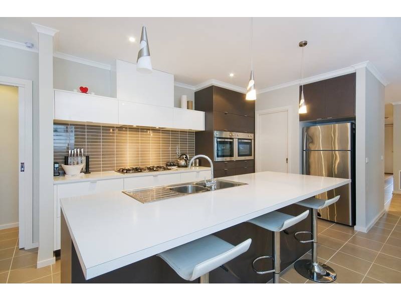 10 Murrumbidgee St, Wyndham Vale VIC 3024