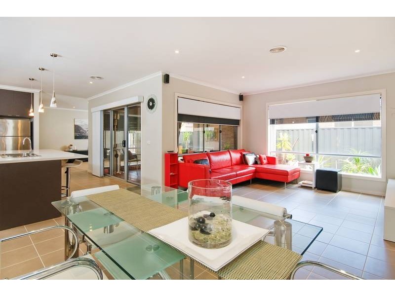 10 Murrumbidgee St, Wyndham Vale VIC 3024