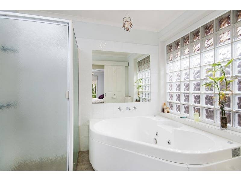 12 Michelle Court, Hoppers Crossing VIC 3029