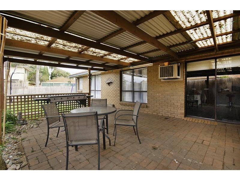 11 Gloucester Court, Werribee VIC 3030