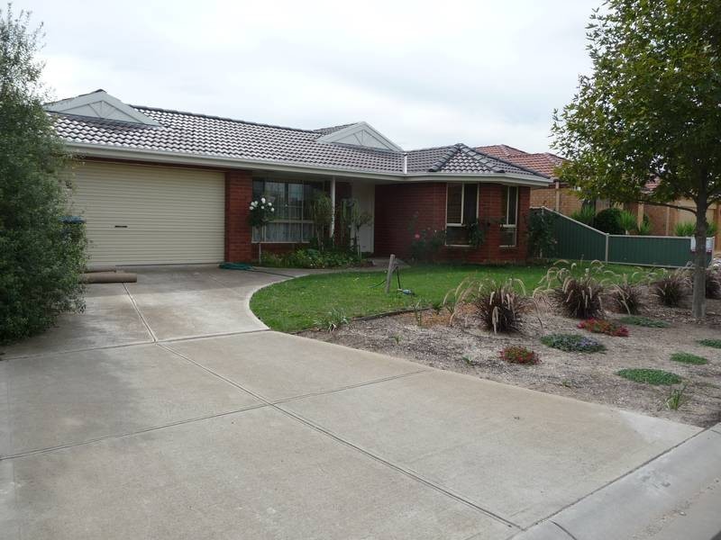 14 Dunkirk Drive, Point Cook VIC 3030