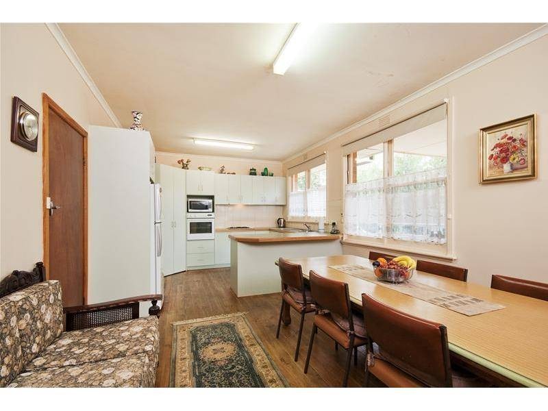16 Mortimer Street, Werribee VIC 3030