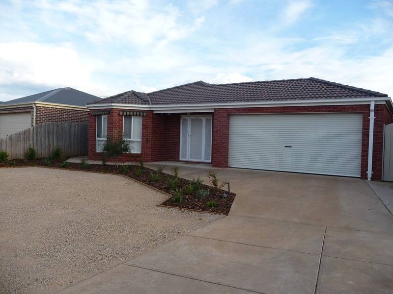 15 KOOMBAHLA CRT, Werribee VIC 3030