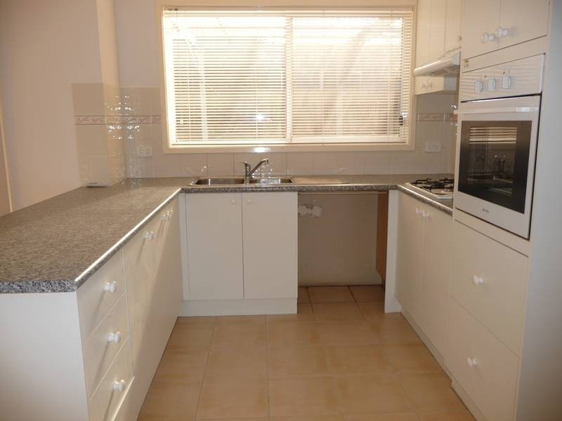 15 KOOMBAHLA CRT, Werribee VIC 3030